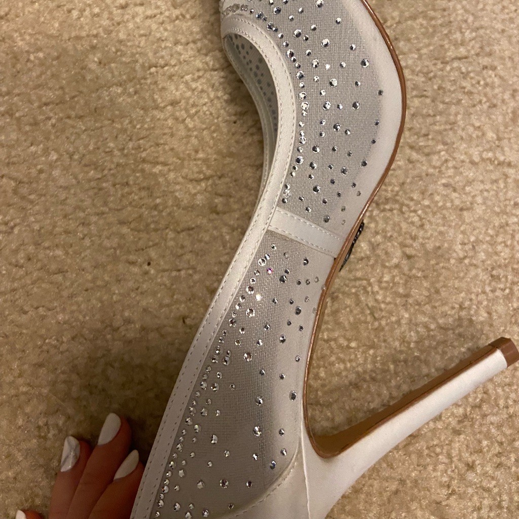 Brand New Crystal Vera Wang Heels